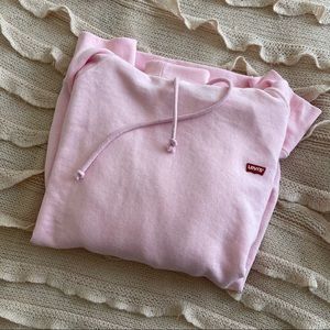Oversized Levi’s Pullover